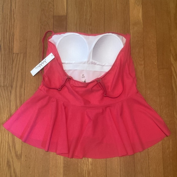 NWT Nicole Miller Studio two piece tankini set in azalea pink - Picture 4 of 16